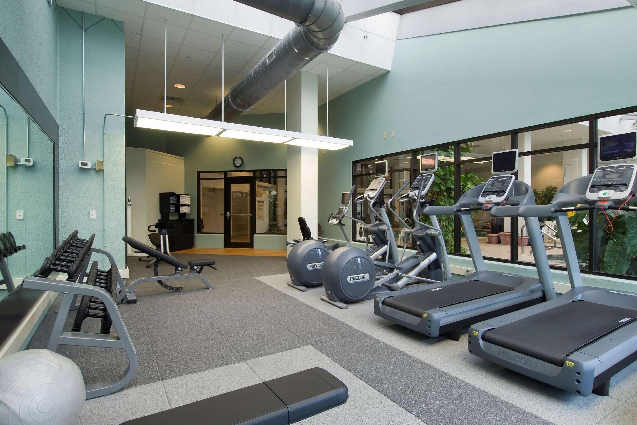 Embassy Suites By Hilton Richmond Dumbarton Екстер'єр фото