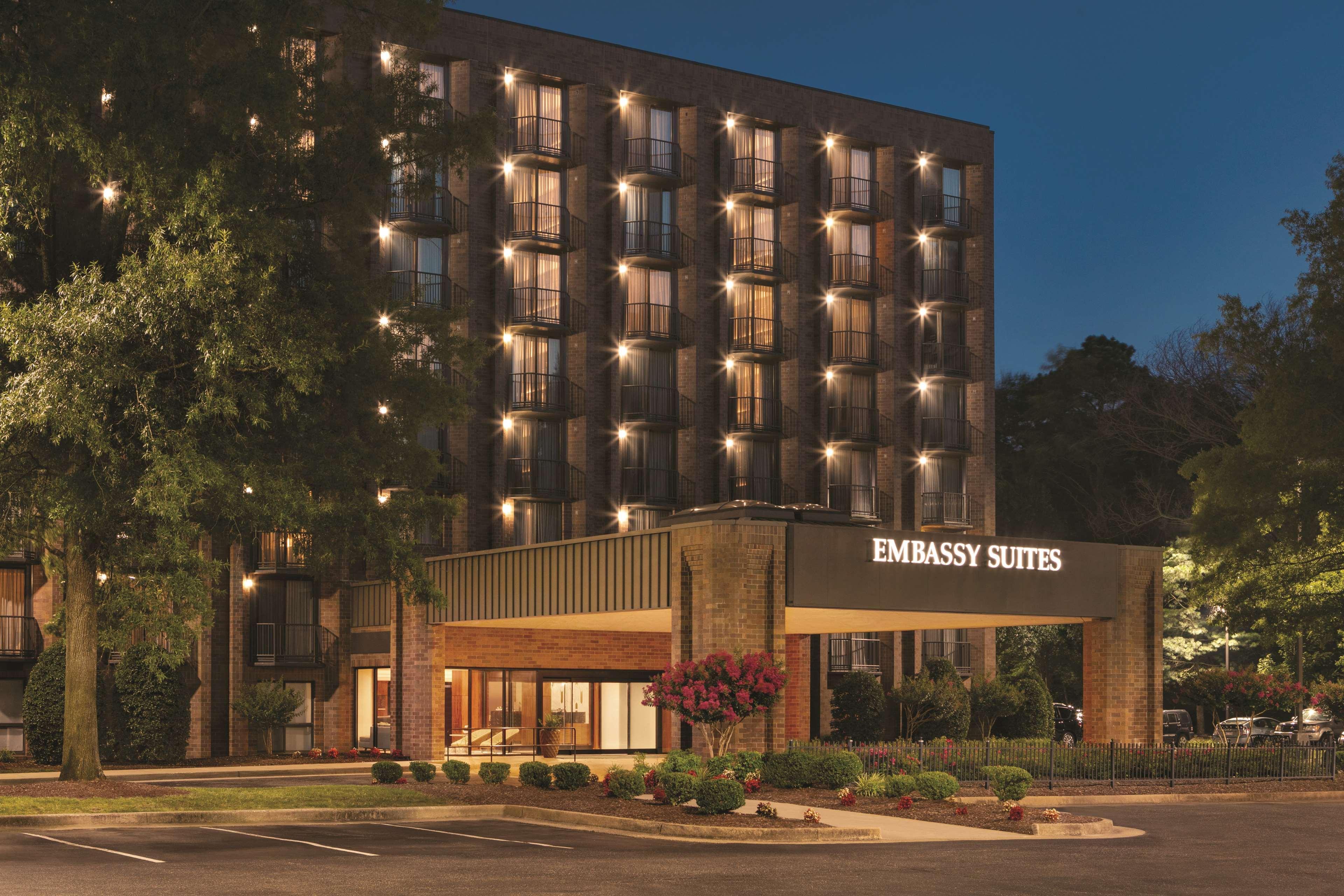 Embassy Suites By Hilton Richmond Dumbarton Екстер'єр фото