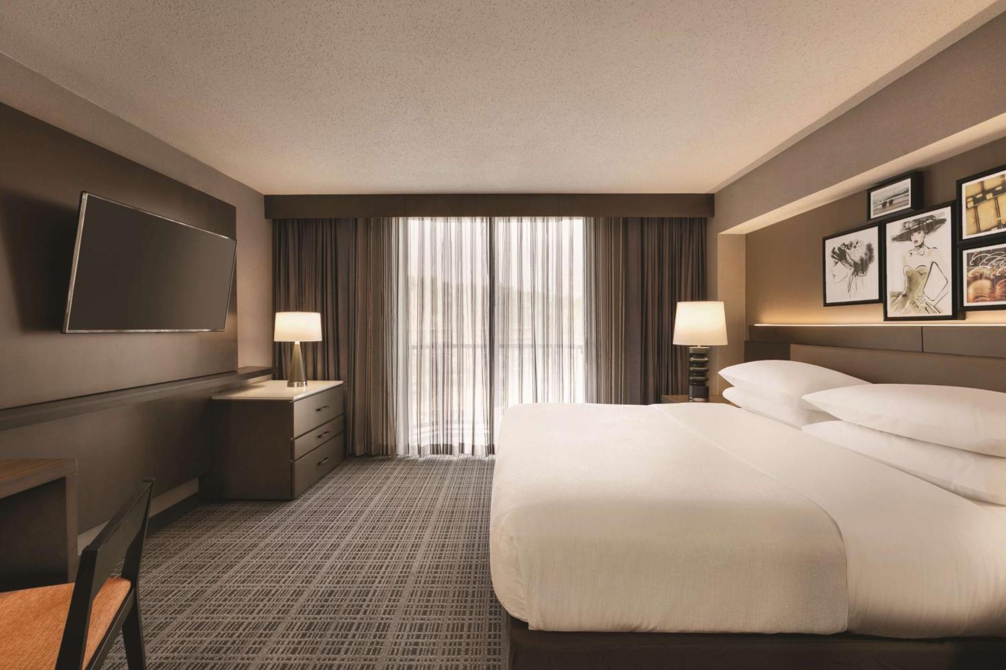 Embassy Suites By Hilton Richmond Dumbarton Екстер'єр фото