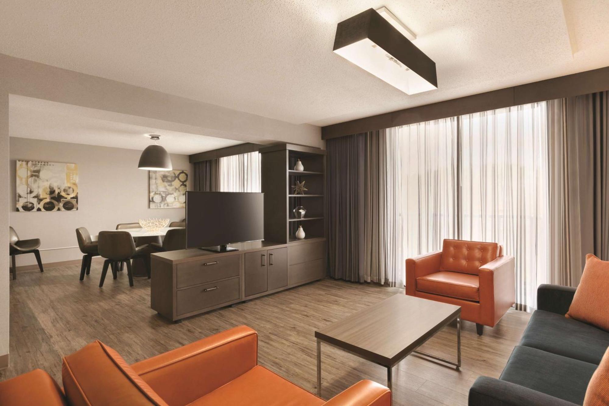 Embassy Suites By Hilton Richmond Dumbarton Екстер'єр фото