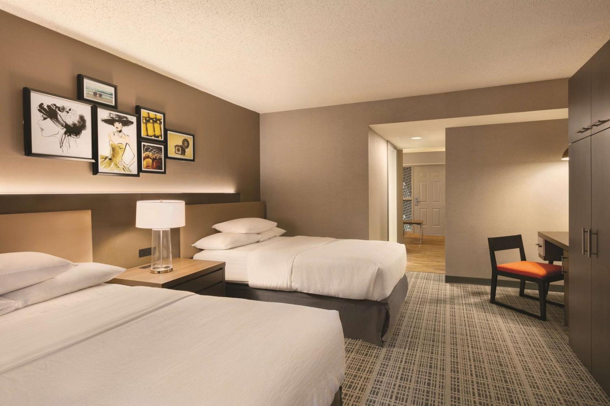 Embassy Suites By Hilton Richmond Dumbarton Екстер'єр фото